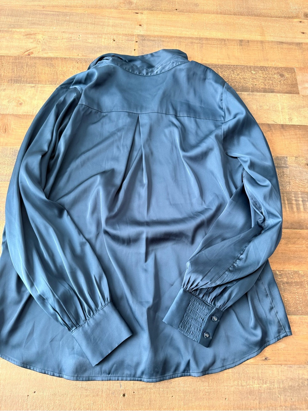 WhiteHouseBlackMarket dark teal Pintuck Long-Sleeve Blouse - Picture 6 of 8